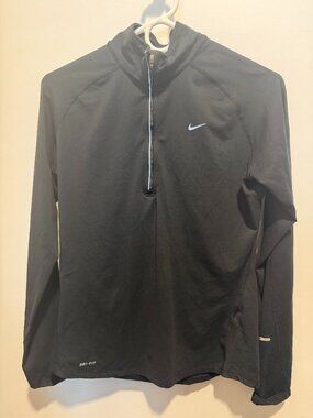 Nike Dri‑Fit Long Sleeve Zip Top – Size M